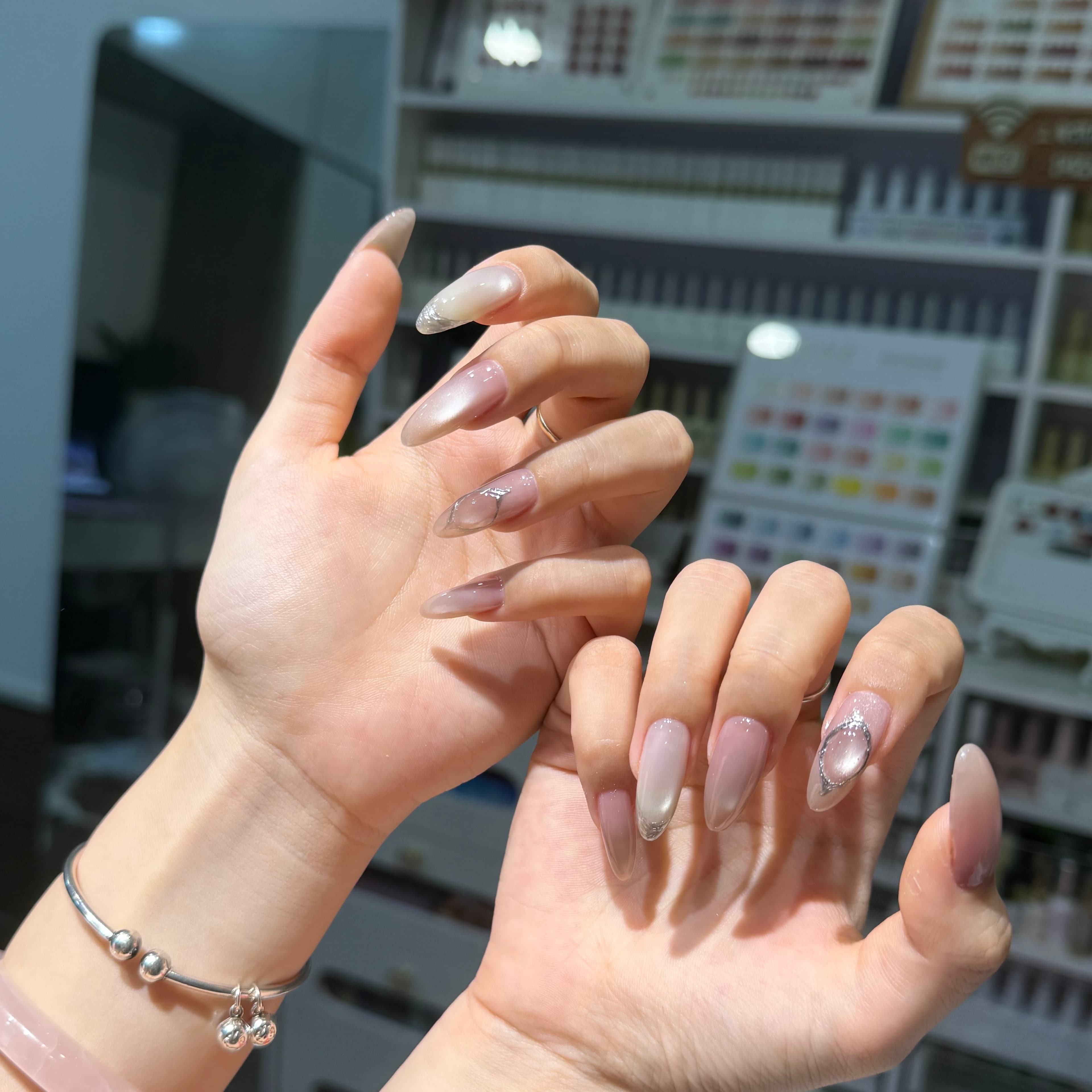 Mẫu nail số 5 do Jadoo Nail Room thực hiện